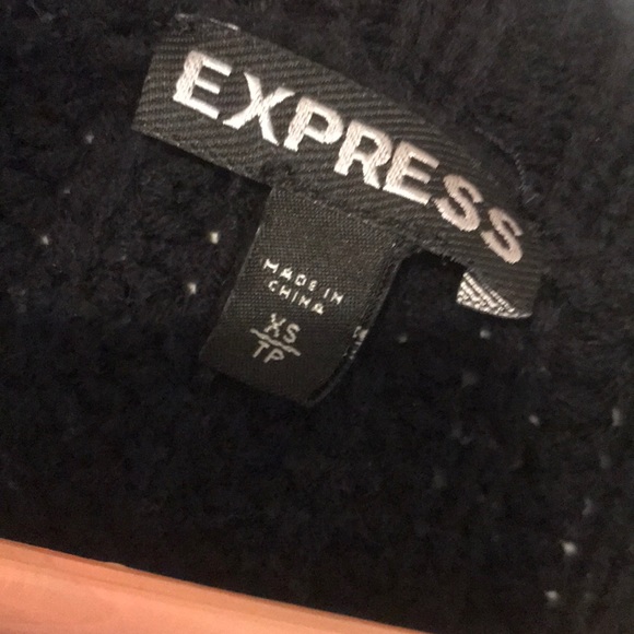Express Sweater - Picture 2 of 3